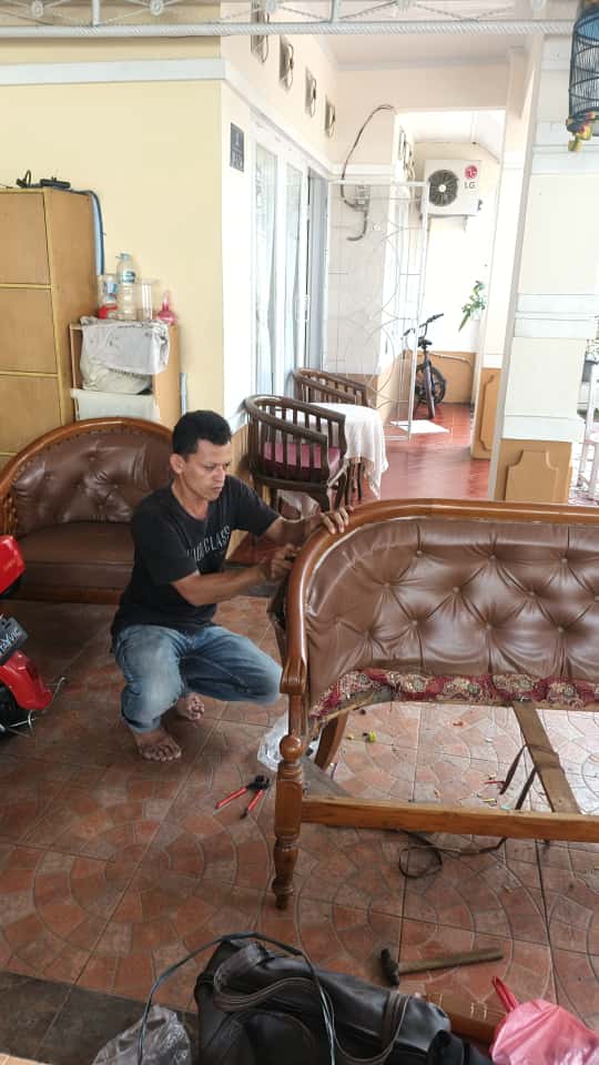 Tukang reparasi sofa di Cilegon