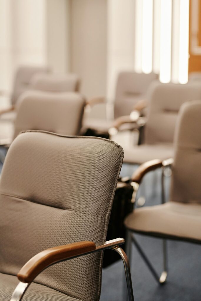 ganti kulit sofa di serang